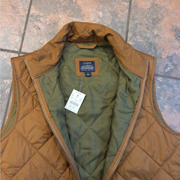 J. Crew Men's Brown Quilted Vest - Picture 2 of 3